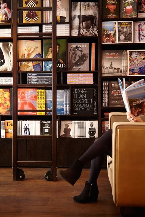 Assouline Book Decor, Book Store Interior, Library Luxury, Luxury Library, Claridges Hotel London, Lounge Library, Luxury Books, French Library, Library Store