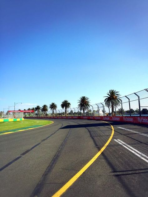 Up Next: 2016 #F1 AUSTRALIAN GP @ CIRCUIT OF ALBERT PARK Formula 1, F1 Track, Ferrari 288 Gto, Albert Park, 2023 Vision, Art Poses, Vroom Vroom, F 1, Motorsport