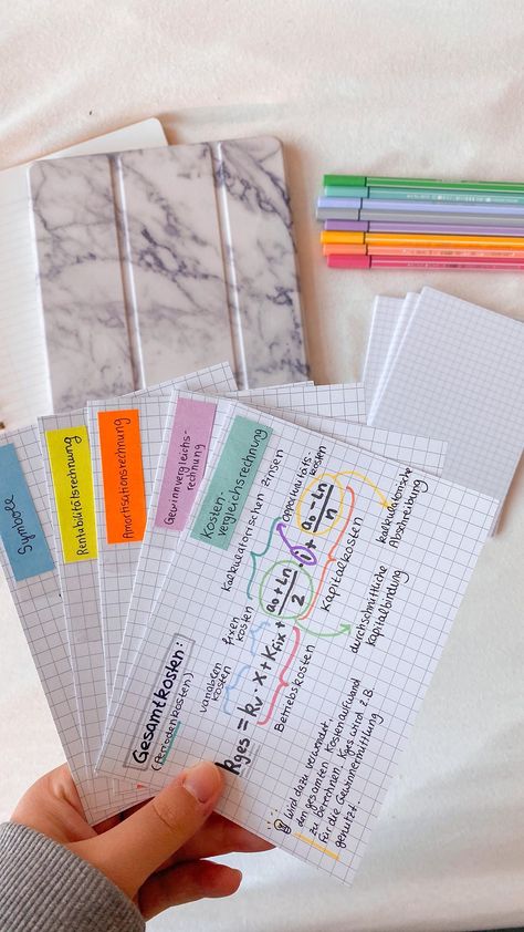 Organisation, Flash Card Ideas, How To Organize Flashcards, How To Take Notes For Different Subjects, Study Cards Ideas Flashcard, Study Flashcards Ideas, How To Make Flashcards, How To Make Flash Cards, How To Make Flashcards For Studying