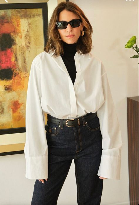 Vinter Mode Outfits, Long Sleeve Shirt Outfits, Long White Shirt, Elegant Classy Outfits, Braga Portugal, White Shirt Outfits, Long Sleeve Outfits, Business Casual Outfits For Work, Elegante Casual