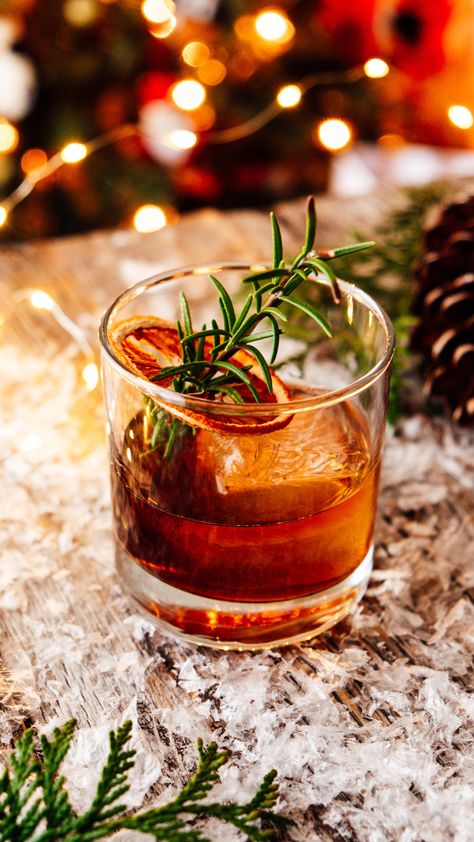 Bacon Old Fashioned Cocktail, Rosemary Garnish, Nighttime Cocktails, Winter Old Fashioned, Rosemary Old Fashioned, Dried Orange Garnish, Old Fashioned Garnish Ideas, Thanksgiving Old Fashioned, Stirred Cocktails