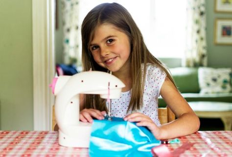 A girl sewing with a sewing machine. Clothing Sewing Patterns Free, Teaching Sewing, Sewing Courses, Sewing 101, One Step At A Time, Sewing Projects For Kids, Sewing Stitches, Sewing Class, Clothes Sewing Patterns