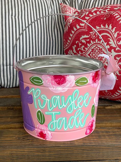 Painted Easter Bucket, Painted Easter Baskets, Painted Buckets, Easter Pail, Homemade Easter Baskets, Personalized Easter Bucket, Metal Buckets, Easter Basket Items, Treat Basket