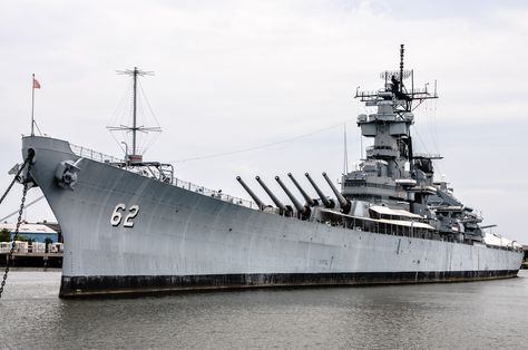 Uss New Jersey, Navy Battleship, Camden Nj, Us Battleships, Uss Iowa, Battle Ships, Uss Missouri, Go Navy, Capital Ship