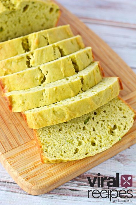 Avocado Bread 3 Ingredients, Avocado Bread Recipes, Panettone Recipe, Pear Bread, Cooking Avocado, Avocado Bread, Almond Flour Bread, Viral Recipes, Breakfast Cookie Recipe