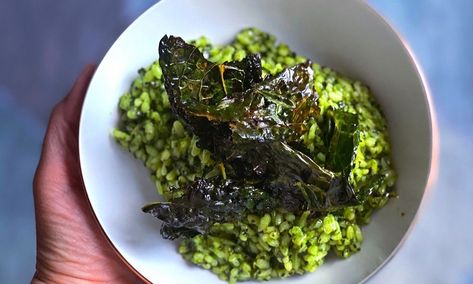 Kale Risotto, Veggie Risotto, Creamy Kale, Buttery Rice, Garlic Kale, Dinner Rotation, Risotto Recipe, Peach Desserts, Kale Recipes