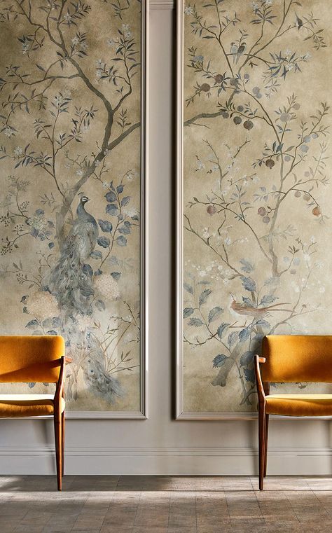 Aesthetic Interior Design, Chinoiserie Wallpaper, Interior Wall Design, घर की सजावट, Wall Molding, Wallpaper Panels, Wallpaper Wall, Beautiful Interiors, Interior Walls