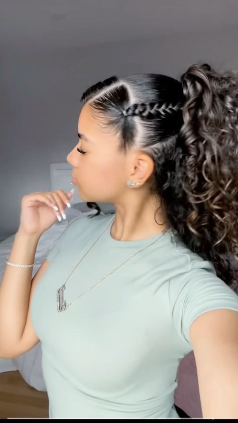 Curly Hairstyles In Ponytail, Curly Hairstyles Slicked Front Pieces, Hairstyles For Thick Curly Hair Medium, Cute Curly Hairstyles Down, Curly Hair Cheer Hairstyles, Updo Curly Hairstyles Natural Curls, Hair Styles With Small Rubber Bands, Mix Girl Hairstyles, White Girl Hairstyles Baddie