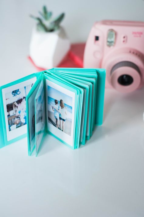 Travels Flip Book#takemethere #Placestogo #travel #life #wanderlust #adventure #explore #gmgtravels #tipsandtracks #travelhacks Instax Ideas, Instax Mini Ideas, Polaroid Instax Mini, Polaroid Ideas, Instax Polaroid, Camera Polaroid, Travel Book Diy, Polaroid Instax, Instax Mini Camera