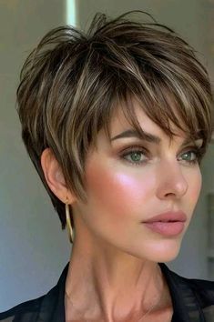 Layered Pixie Cut, Layered Pixie, Chic Short Hair, Short Haircut Styles, Short Hair Pixie Cuts, Short Hair Trends, Messy Short Hair, Short Hairstyles For Thick Hair, Edgy Short Hair