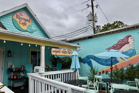 Conch Fritters, Brunch Items, Fish Sandwich, New Smyrna Beach, Visit Florida, Cocoa Beach, Art Journal Pages, Best Restaurants, Beach Trip