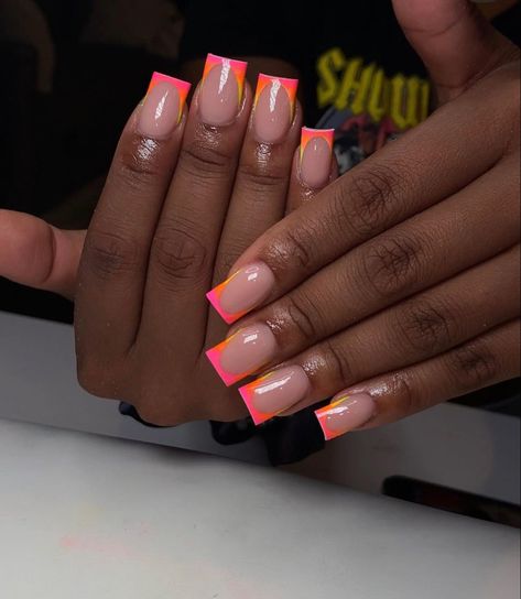 Bright Gel Nails, Summer Short Nails, Square Gel Nails, Study Challenge, Bright Summer Acrylic Nails, Gel Nails French, Cute Short Nails, Nail Drawing, Classy Nail Designs