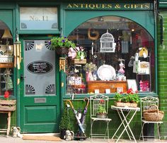 Shop Fronts, Antique Gift, Shop Front, Cafe Shop, Store Displays, Market Shopping, Store Front, Lovely Shop, Shop Window