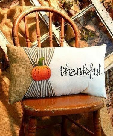 Fall Pillows Diy, Diy Halloween Dekoration, Thanksgiving Pillows, Fall Sewing, Diy Thanksgiving, Fall Deco, Pretty Pillow, Autumn Crafts, Fall Pillows