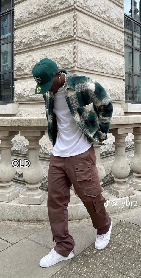 Cargo Styles Men, Drip Outfit Men Mexican, Black Guys Outfits Aesthetic, Different Styles Mens Fashion, Mens Fashion Streetwear Fall, Outfits For Men Streetwear, Casual Black Guy Outfits, Fall Street Style Men, Men Fall Outfits Black Men