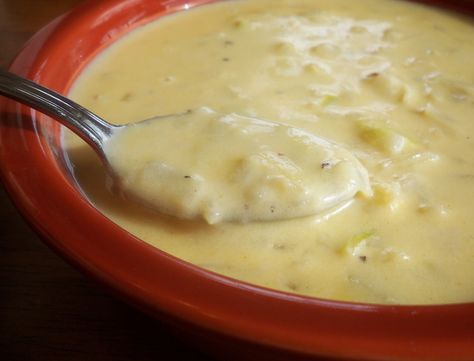 Creamy Cabbage and Potato Soup Cabbage And Potato Soup, Cabbage Potato Soup, Creamy Cabbage, Avgolemono Soup, Campbells Soup Recipes, Lemon Soup, Cabbage And Potatoes, Lemon Chicken Soup, Vegetarian Chicken