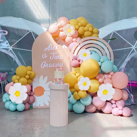 Daisy Balloon Garland Arch Kit Pastel Groovy Flower Theme For Birthday Party Decoration Baby Shower Bridal Wedding Double Layer Theme For Birthday Party, Daisy Balloon Garland, Teal Balloons, Boho Party Decorations, Small Balloons, Garland Arch, Flower Theme, Boho Party, Baby Birthday Party