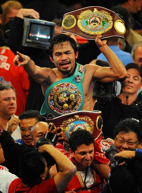 Manny Pacquiao Boxing Images, Boxing Match, Legendary Pictures, Boxing Posters, Tennis Quotes, Boxing History, Manny Pacquiao, Professional Boxer, Boxing Champions