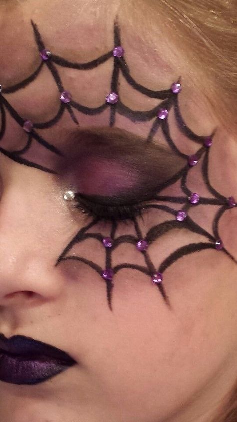 Halloween Face Paint Spider Web, Halloween Make Up Kids Girl, Spider Makeup Kids, Halloween Spider Costume Women, Spider Diy Costume, Spider Web Makeup Halloween, Halloween Makeup Kids Girls Easy, Toddler Witch Makeup, Kids Makeup Halloween