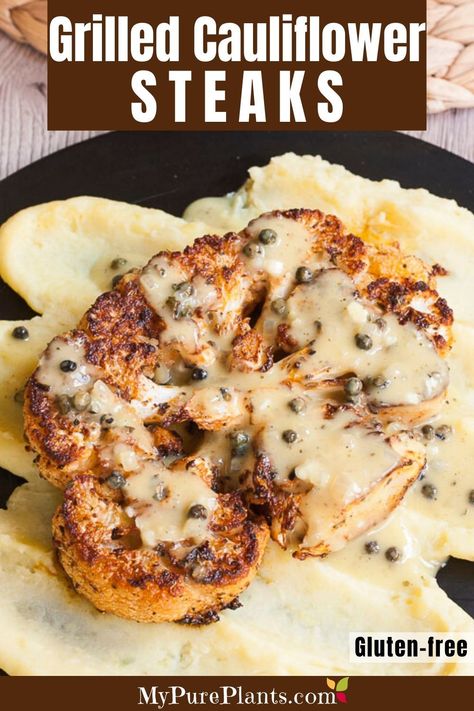 Green Peppercorn Sauce, Cauliflower Steaks Recipes, Drink Board, Cauliflower Steak, Monday Recipes, Vegetarian Meat, Grilled Cauliflower, Sauce Au Poivre, Weekend Lunch