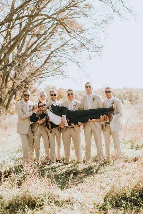 Group Shots Wedding, Bridal Party Photos Groomsmen, Groomsmen And Groom Photos, Bridesmaid And Groomsmen Pictures Green, Small Groomsmen Party Photos, Wedding Photos With Bridesmaids And Groomsmen, 3 Groomsmen Photos, Bridal Party Wedding Photo Ideas, Groomsman Wedding Photos