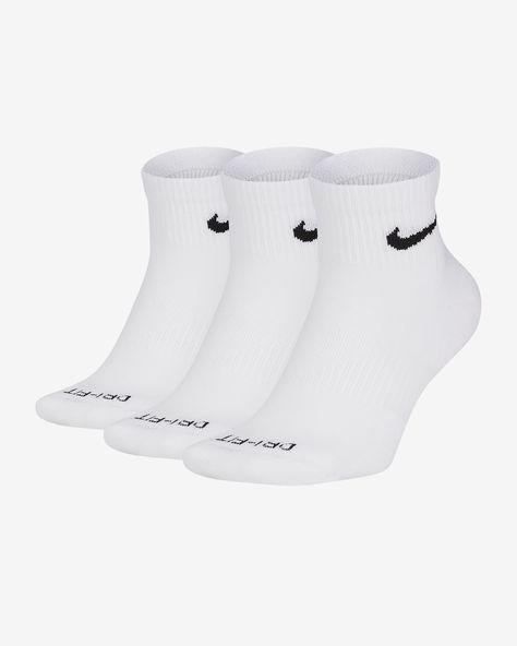 Nike Ankle Socks, White Nike Socks, School Wishlist, Skater Outfit, Nike Socks, Nike Training, Birthday List, Birthday Wishlist, School Shopping