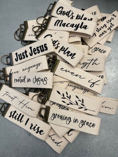 Get personalized keychains for men with your logo or custom design. Perfect for promotional giveaways, corporate gifts, or just a unique way to show your personality. Order in bulk for discounts. #keychains #mensaccessories Church Visitor Gifts, Church Gifts Ideas, Study Gifts, Keychains For Men, Christian Retreat, Large Group Of People, Best White Elephant Gifts, Bible Study Gifts, Women's Conference