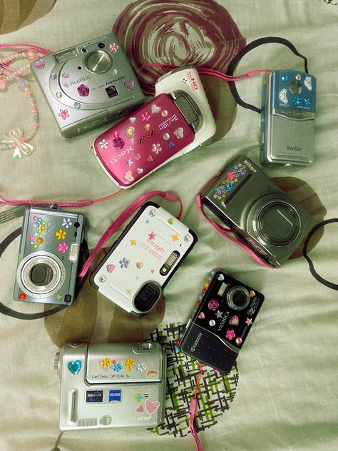 Aesthetic 00s, Digi Camera, 2000 Aesthetic, Camera Life, Camera Decor, Casio Digital, Olympus Camera, Best Digital Camera, Cute Camera