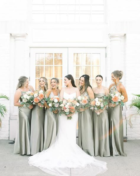 March Wedding Colors, Moss Green Wedding, October Wedding Colors, Sage Green Wedding Theme, Olive Green Bridesmaid Dresses, Sage Green Wedding Colors, Sage Bridesmaid Dresses, Sage Green Bridesmaid Dress, Bridal Party Outfit