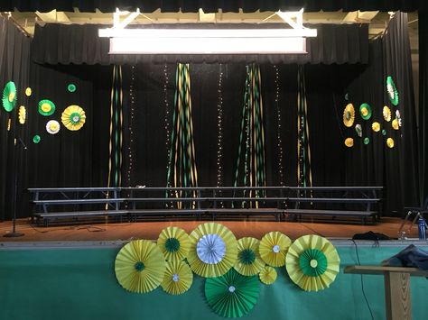 Auditorium decorations Graduation Auditorium Decoration Ideas, Auditorium Decoration Ideas For School, Prize Giving Stage Decor, School Auditorium Decoration Ideas, School Function Stage Decoration, Stage Decorations For College Fest, Fest Decoration Ideas College, Stage Decorations For School, Stage Decoration Ideas For College Fest