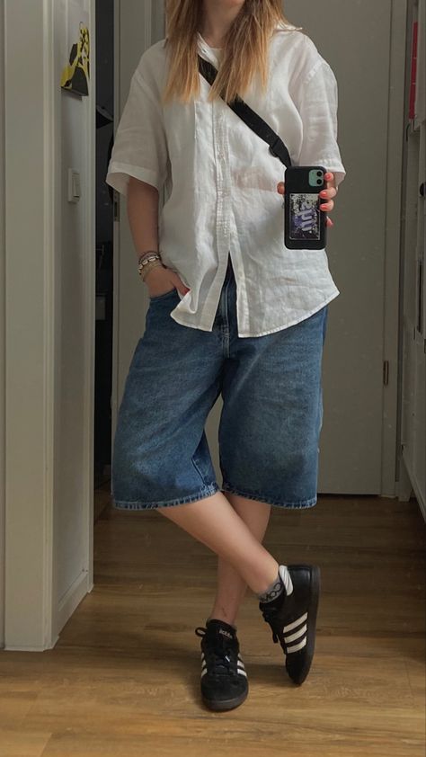 Aesthetic Fashion Plus Size, Plus Size Jorts, Outfits Jorts, Summer Jorts, Jorts Outfit, Sneakers Trendy, Looks Jeans, Style Festival, Fashion Plus Size