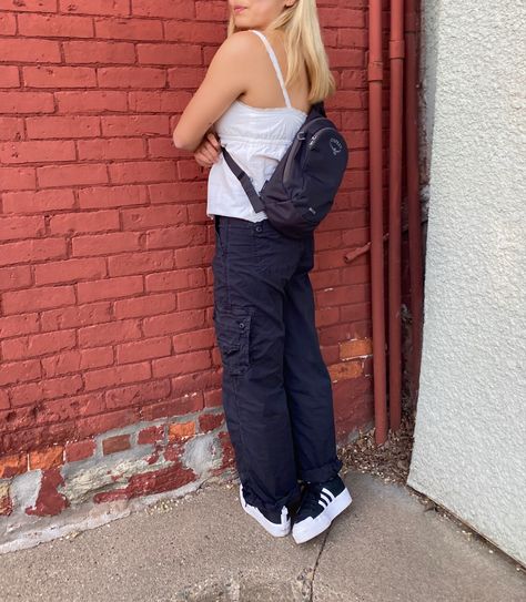 summer outfit inspo, gorpcore, streetwear Sling Pack Outfit, Sling Bag Outfit, Gorpcore Streetwear, Backpacking Outfits, Sunday Outfit, Bag Outfit, Sling Bag, Cloth Bags, Backpacking