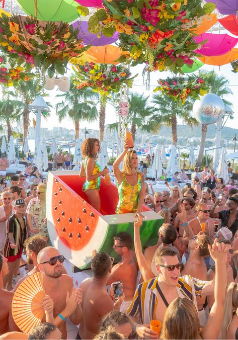 Did you see the giant watermelon slice parading through O Beach Ibiza? If you got close enough our dancers gave away free champagne! Ibiza Beach Club, Ibiza Island, Ibiza Party, Ibiza Travel, Festival Aesthetic, Ibiza Beach, Watermelon Slice, Beach Festival, Ibiza Spain