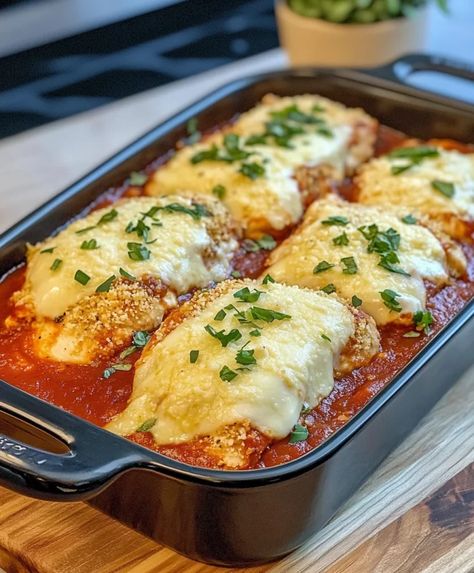 Chicken Parmesan Casserole HOLY CRAP! Parmesan Casserole, Chicken Parmesan Casserole, Beef Casserole Recipes, Chicken Parm, Beef Casserole, Chicken Parmesan, Skinless Chicken Breast, Daily Meals, Italian Seasoning