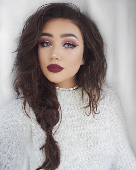 Party Makeup Looks, Beauty Make-up, Winter Makeup, Round Face Haircuts, Vintage Makeup, Powder Makeup, Red Lipstick, Party Makeup, Cute Makeup