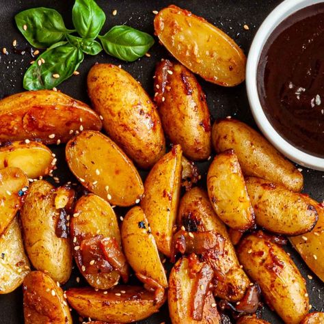 Fingerling Potato Recipe, Asian Potatoes, Fingerling Potatoes Recipes, Bbq Meats, Asian Grill, Bbq Potatoes, Grilled Pork Tenderloin, Grilled Potatoes, Fingerling Potatoes