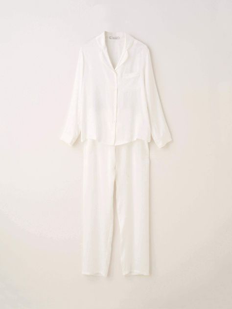 A simple and fuss-free addition to your nightwear collection, this long-sleeve pyjama set by Truly is crafted from airy silk that's comfortable and cooling for undisturbed sleep. Sleep Outfit, Silk Pyjama Set, Silk Pj Set, Pajamas Aesthetic, Ladies Nightwear, Satin Pyjama, Silk Pyjamas, White Pajamas, Silk Pajama Set