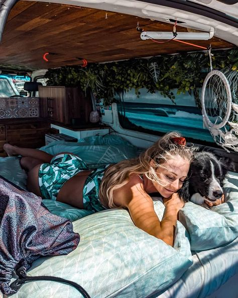 Travel Couple | Aus | Van Life on Instagram: “Best travel companions are certainly dogs 🐶❤️ Always happy and eager to be by your side 🤙 . . . . . . #thatsvangasmic #vanlifecaptain…” Dog Van Life, Van Life Dog, Caravan Interior Makeover, Vintage Caravan Interiors, House Van, Van Lifestyle, One Suitcase, Mom Aesthetic, Wild Photography