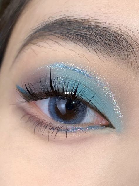 Makeup; eyeshadowlook; makeup inspo; Makeup idea; douyin; cbeauty; natural makeup; eyeshadow; blush; false eyelashes Blue Party Makeup Looks, Light Blue Fairy Makeup, Pastel Blue Makeup, Evening Wedding Makeup, Makeup Celeste, Makeup Azul, Turquoise Makeup, Asian Makeup Tutorials, Makeup Ojos