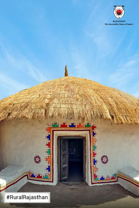 Adorned with traditional designs and patterns, the huts of #RuralRajasthan showcase the brilliant artistic talent of the locals. . 📸: Bharat . #Rajasthan #RajasthanTourism #IncredibleIndia #DekhoApnaDesh #Village #Rural #India Rajasthan House, Rural Rajasthan, Women Farmers, Cd Craft, 2048x1152 Wallpapers, Grass Roof, Door Painting, Folk Decor, House Warming Ceremony