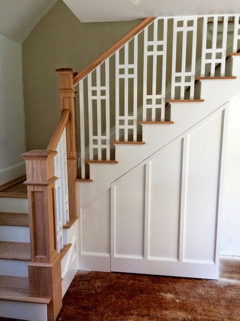 Craftsman Stairs, Craftsman Staircase, Wainscoting Stairs, Stairs Railing, Wainscoting Bedroom, Guest Bedroom Remodel, Dining Room Wainscoting, Wainscoting Styles, Handrail Design