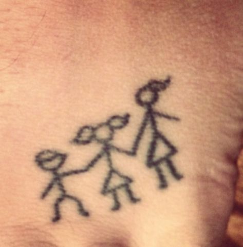 Sibling Family Tattoos Three Sibling Tattoos, Friendship Tattoos For 3, 3 Sister Tattoos, Siblings Tattoo For 3, Matching Tattoos For Siblings, Inspiring Quote Tattoos, Small Sister Tattoos, Sisters Tattoo, Brother Tattoos