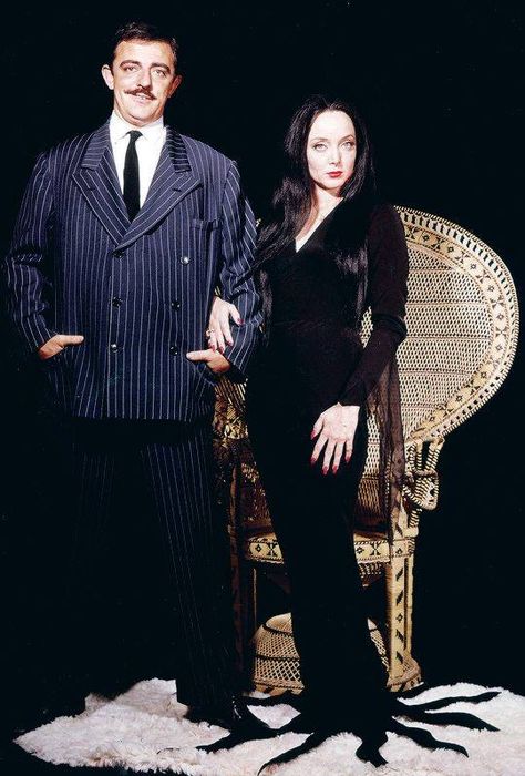 Morticia and Gomez Addams Family Halloween Costumes, Original Addams Family, The Addams Family 1964, Addams Family Tv Show, John Astin, Morticia And Gomez Addams, Addams Familie, Charles Addams, Addams Family Costumes