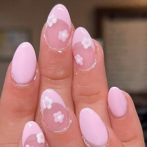 ASHLEY NINH | NAIL TECH on Instagram: "this pink is perfect!!🌸  #pinknails #nails #naildesign #naildesigns #nailart #nailinspo #nailinspiration #almondnails #ovalnails #flowernails #simplenails #cutenails #babypinknails #shortnails #funnails #easynailart #nailtech #naillove" Nails Ideas For 10-11, Easy Nail Art Drawings, Cute Spring Nails Short Almond, Small Flower Nails Design, Pink Flower Nails Simple, Cute Nails For 10-12 Short, Cute Short Pink Nail Designs, Nail Designs For Short Nails Pink, Preppy Nail Ideas Pink