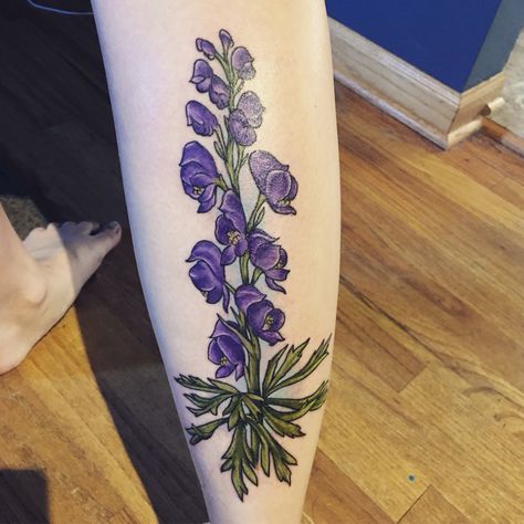 Wolfsbane tattoo Wolfsbane Tattoo, Wolfsbane Flower, Deadly Plants, Earthy Tattoos, Hunter Tattoo, Collarbone Tattoo, Bat Tattoo, Witch Tattoo, Beautiful Snakes