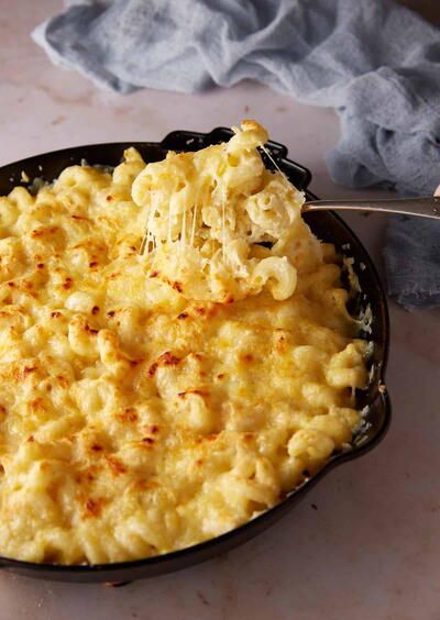 Old Fashioned Macaroni And Cheese, Ashley Christensen, Mac And Cheese Recipes, Southern Mac And Cheese, Cheddar Mac And Cheese, Macaroni And Cheese Recipe, Making Mac And Cheese, Bacon Potato Salad, Macaroni N Cheese Recipe