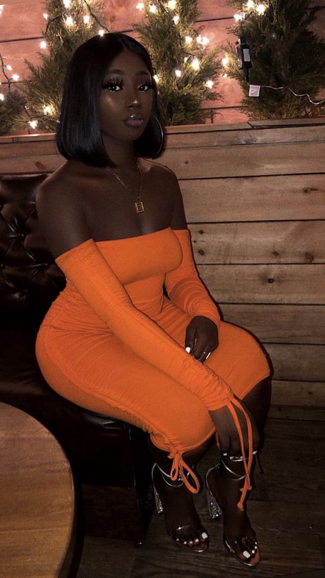 youtube: Zakia Chanell  pinterest: elchocolategirl instagram: elchocolategirl  snapchat: elchocolategirl Sierra Gates Outfits, Outfit Chic, Dark Skin Beauty, Dark Skin Women, African Beauty, Orange Dress, Black Is Beautiful, Look Fashion, A Black