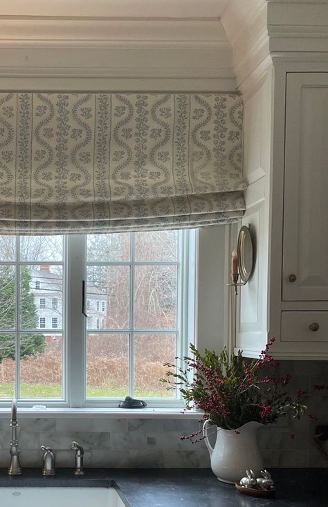 Plaid Roman Shades, Roman Shade Kitchen Window, Sister Parish Dolly, Shelf Above Window, Window Above Sink, Kitchen Roman Shades, Roman Shades Kitchen, Patterned Roman Shades, Texas Sun