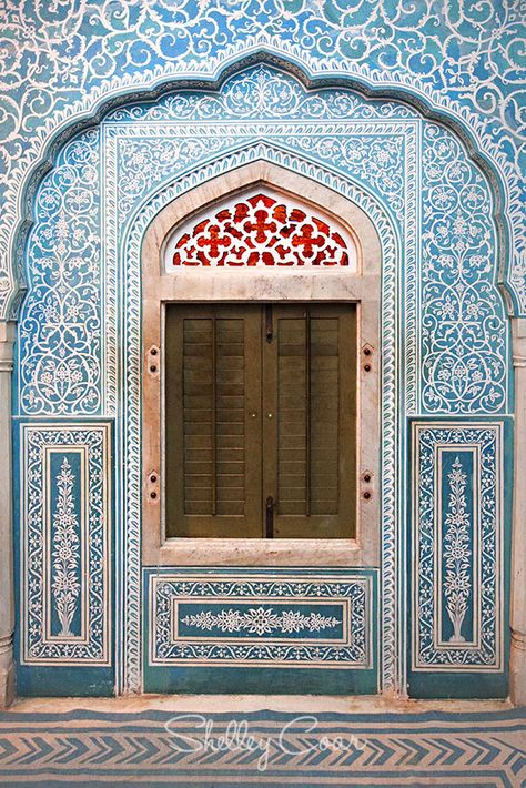 Samode Palace, Inside Window, Kentish Town, India Architecture, Temple Ruins, Indian Architecture, Ancient Architecture, Beautiful Doors, Islamic Architecture