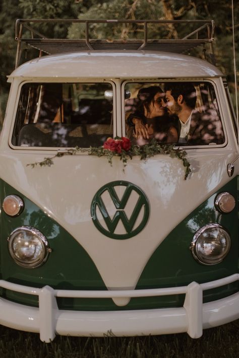 Volkswagen getaway van Vw Bus Wedding, Vw Bus Photo, Farm Wedding Dresses, Gorgeous Wedding Makeup, Vintage Boho Wedding, Best Wedding Makeup, Unique Bride, Whimsical Wonderland Weddings, Romantic Bride